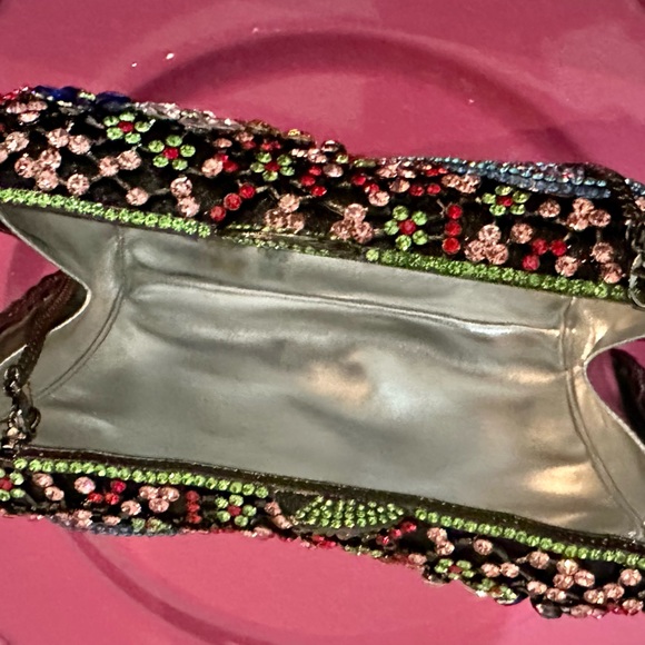 Natasha Evelyn Multi Rhinestone Clutch w Floral Design Green Leaf Clasp - Picture 12 of 12